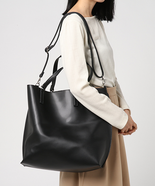 WEGO(ウィゴー)の「WEGO/ショルダー付きベーシックトート(トートバッグ・レディース・ベージュ/ブラック・FREE)」の11枚目の写真