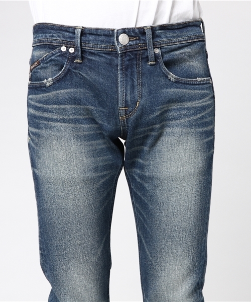 YANUK（ヤヌーク）の「◇YANUK / ヤヌーク MICHEL デニムブリーチ（デニムパンツ・メンズ・ブルー/サックスブルー・30/28/31/29/32）」の5枚目の写真