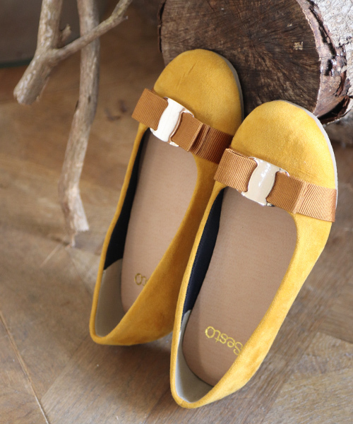 セール ふわふわクッションのリボンつきパンプス パンプス Sesto セスト のファッション通販 Zozotown