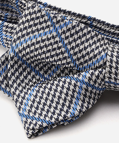 COMME CA ISM(コムサイズム)の「千鳥柄 蝶タイ(蝶ネクタイ・キッズ・ピンク/ブルー・FREE)」の4枚目の写真