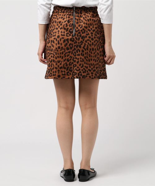 WEGO(ウィゴー)の「WEGO/レオパードジップミニスカート(スカート・レディース・ベージュ/ブラウン・FREE)」の3枚目の写真