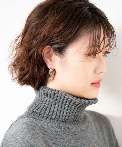 Edit Sheen（エディットシーン）の「ねじりミニピアス（ピアス（両耳用）・レディース・ゴールド/シルバー・FREE）」の11枚目の写真