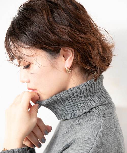 Edit Sheen（エディットシーン）の「ねじりミニピアス（ピアス（両耳用）・レディース・ゴールド/シルバー・FREE）」の10枚目の写真