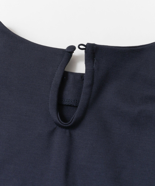 URBAN RESEARCH DOORS(アーバンリサーチドアーズ)の「付け襟フレアワンピース(KIDS)(ワンピース・キッズ・ベージュ/ネイビー・120/105/135)」の8枚目の写真