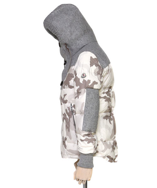 セール 激安オンライン MONCLER カモフラージュ ダウンジャケット