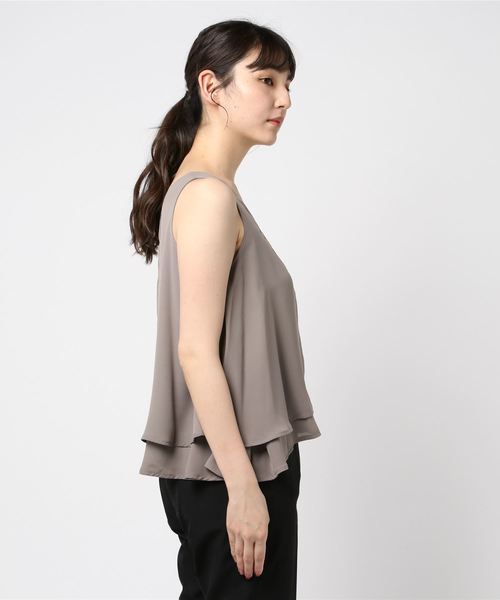 TRUDEA（トルディア）の「ティアードノースリーブブラウス（シャツ/ブラウス・レディース・ホワイト/ブラック/ベージュ/グリーン/モカ・MEDIUM/LARGE）」の7枚目の写真