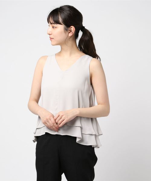 TRUDEA（トルディア）の「ティアードノースリーブブラウス（シャツ/ブラウス・レディース・ホワイト/ブラック/ベージュ/グリーン/モカ・MEDIUM/LARGE）」の15枚目の写真