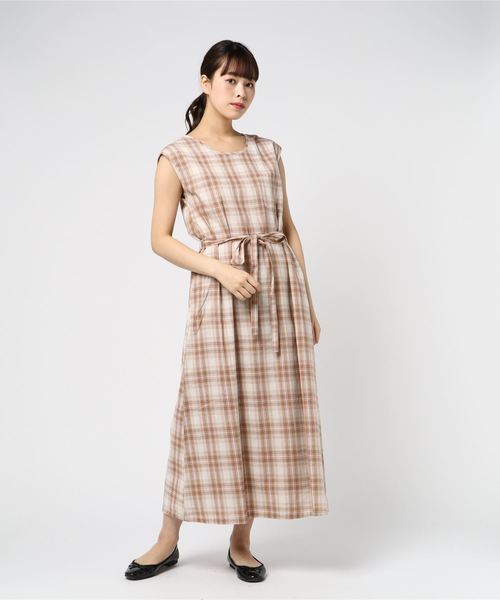 Archives アルシーヴ のファッション ワンピース ワンピース セール ｖネックノースリーブワンピース ワンピース