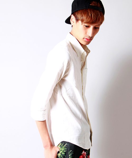 WEGO(ウィゴー)の「WEGO/コットンリネン7分袖シャツ(シャツ/ブラウス・メンズ・サックスブルー/ロイヤルブルー/ライトピンク/ホワイト/ブルー系その他/ネイビー/ブラック/ライトイエロー/レッド/ホワイト系その他/ライム・MEDIUM/LARGE)」の2枚目の写真