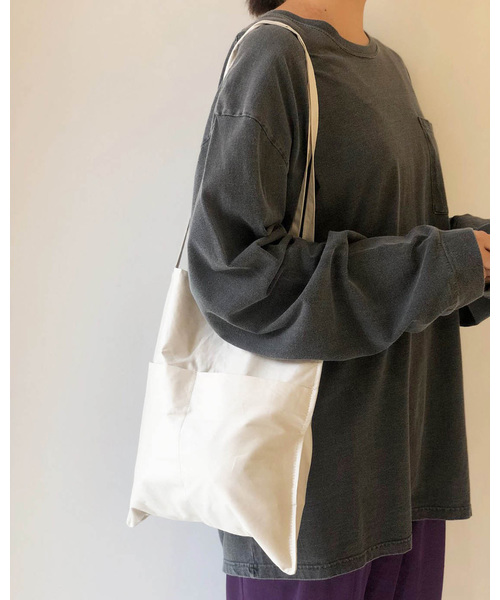 TODAYFUL(トゥデイフル)の「コーティングトートバッグ(トートバッグ・レディース・ベージュ/パープル/キナリ・FREE)」の2枚目の写真