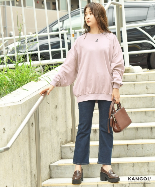 KANGOL（カンゴール）の「カンゴールBIGウラケプルオーバー 855026（スウェット・レディース・ホワイト/ブラック/ベージュ/パープル・FREE）」の8枚目の写真