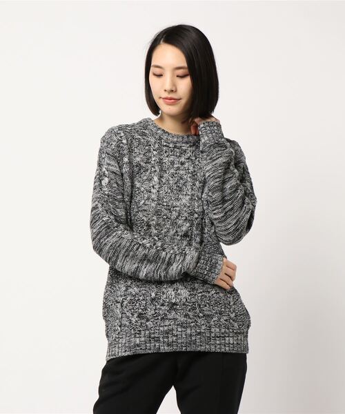 Bling Leads（ブリングリーズ）の「/Bling Leads/ケーブルクルーニット（ニット/セーター・レディース・ブラック/ベージュ/ネイビー/ブラウン/ワインレッド/ホワイト系その他/グレー系その他/ブルー系その他/ライトパープル/ホワイト系その他2/ブラック系その他2/グレー系その他2/ブラック系その他/ブラック×ホワイト/ネイビー×ホワイト/ブルーグレー/その他2/その他1/グリーン系・MEDIUM/LARGE/X-LARGE）」の10枚目の写真