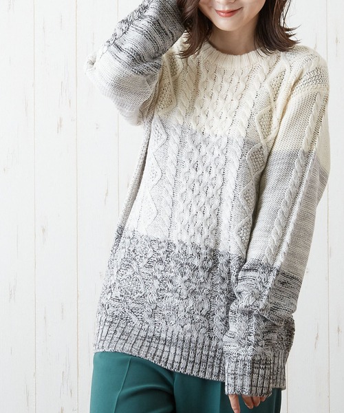 Bling Leads（ブリングリーズ）の「/Bling Leads/ケーブルクルーニット（ニット/セーター・レディース・ブラック/ベージュ/ネイビー/ブラウン/ワインレッド/ホワイト系その他/グレー系その他/ブルー系その他/ライトパープル/ホワイト系その他2/ブラック系その他2/グレー系その他2/ブラック系その他/ブラック×ホワイト/ネイビー×ホワイト/ブルーグレー/その他2/その他1/グリーン系・MEDIUM/LARGE/X-LARGE）」の3枚目の写真