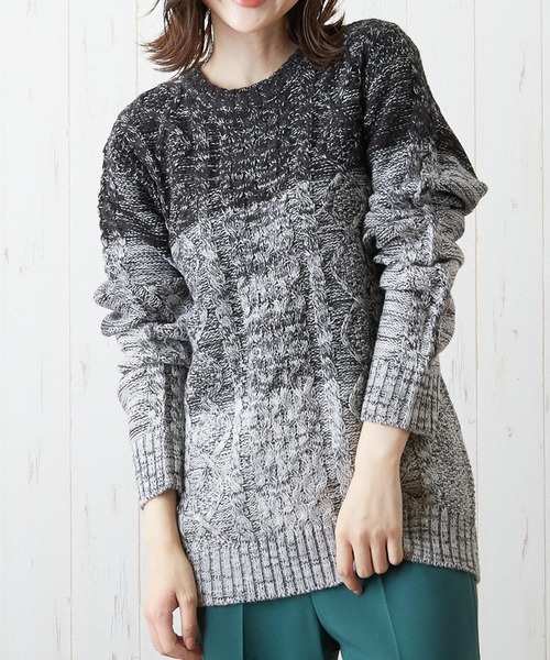 Bling Leads（ブリングリーズ）の「/Bling Leads/ケーブルクルーニット（ニット/セーター・レディース・ブラック/ベージュ/ネイビー/ブラウン/ワインレッド/ホワイト系その他/グレー系その他/ブルー系その他/ライトパープル/ホワイト系その他2/ブラック系その他2/グレー系その他2/ブラック系その他/ブラック×ホワイト/ネイビー×ホワイト/ブルーグレー/その他2/その他1/グリーン系・MEDIUM/LARGE/X-LARGE）」の7枚目の写真