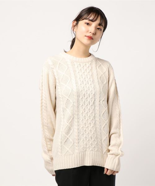 Bling Leads（ブリングリーズ）の「/Bling Leads/ケーブルクルーニット（ニット/セーター・レディース・ブラック/ベージュ/ネイビー/ブラウン/ワインレッド/ホワイト系その他/グレー系その他/ブルー系その他/ライトパープル/ホワイト系その他2/ブラック系その他2/グレー系その他2/ブラック系その他/ブラック×ホワイト/ネイビー×ホワイト/ブルーグレー/その他2/その他1/グリーン系・MEDIUM/LARGE/X-LARGE）」の21枚目の写真