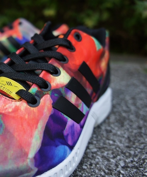 adidas Originals(アディダスオリジナルス)の「ウィメンズ アディダス オリジナルス フラックス adidas Originals ZX FLUX W M21364(スニーカー・レディース・マルチ・23cm/28cm/27cm/23.5cm/24.5cm/24cm)」の7枚目の写真