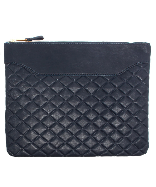 And A(アンドエー)の「キルティングレザークラッチ(クラッチバッグ・メンズ・ブラック/ネイビー・FREE)」の9枚目の写真