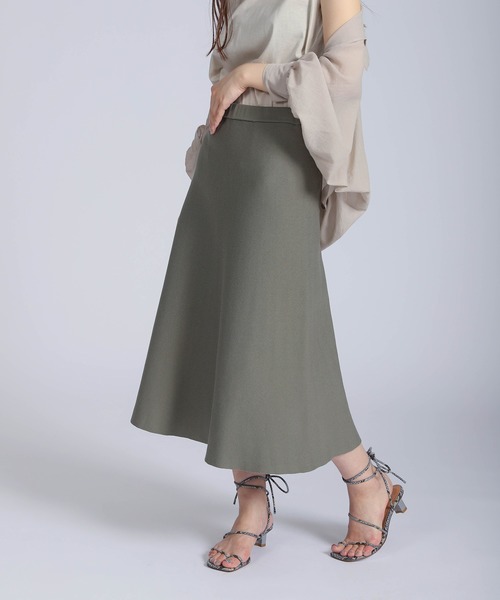 FLUID(フルイド)の「Fluid.(フルイド) WASHABLE HIGHSTRETCH HOLLOW YARN(スカート・レディース・ネイビー/カーキ・1/2)」の14枚目の写真