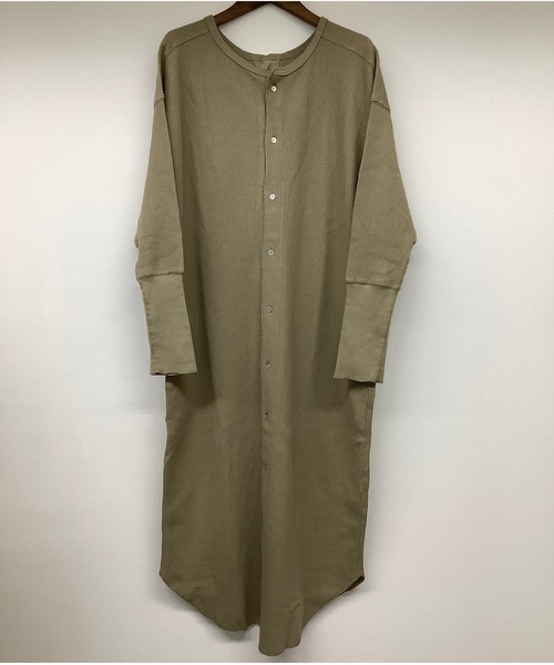 ulu（ウル）の「3way shell button thermal cardigan onepierce（ワンピース・レディース・ブラック/カーキ/グレー・FREE）」の11枚目の写真