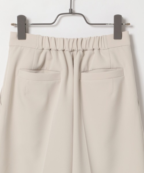 Heather（ヘザー）の「ホソミバミューダショートパンツ　887225（その他パンツ・レディース・ブラック/アイボリー・FREE）」の5枚目の写真