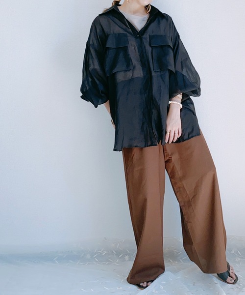 ap retro（アプレトロ）の「ポケット付きシアボリュームシャツ【ZOZO限定アイテム】（シャツ/ブラウス・レディース・オフホワイト/ブラック・FREE）」の6枚目の写真