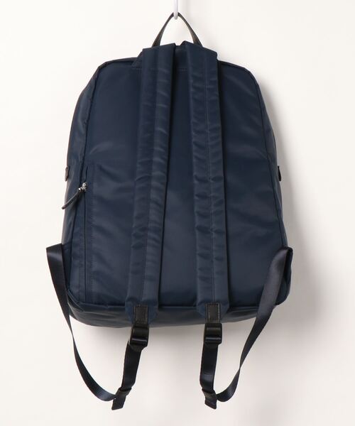 イザック リュックサック リサイクルナイロン ダブルポケットリュック レディース ネイビー イザック リュックサック リサイクルナイロン ダブルポケットリュック レディース ネイビー