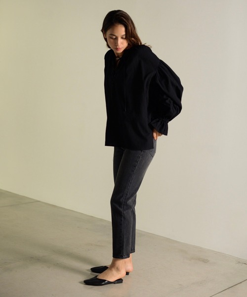 Auntie Rosa Holiday（アンティローザホリデー）の「2WAYレースアップギャザーブラウス（シャツ/ブラウス・レディース・ホワイト/ブラック/ライトグリーン・FREE）」の13枚目の写真