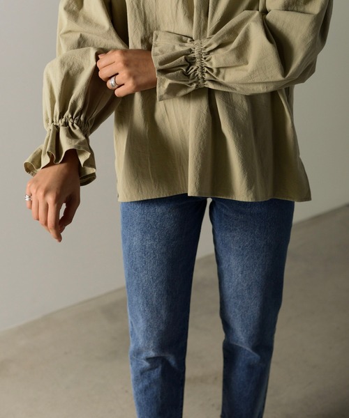 Auntie Rosa Holiday（アンティローザホリデー）の「2WAYレースアップギャザーブラウス（シャツ/ブラウス・レディース・ホワイト/ブラック/ライトグリーン・FREE）」の20枚目の写真