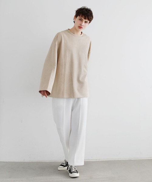 LILL（リル）の「フェイクスウェードサイドスリットビッグシルエットプルオーバー（Tシャツ/カットソー・メンズ・ブラック/ベージュ/グレー/サックスブルー/チャコール・M/L）」の8枚目の写真