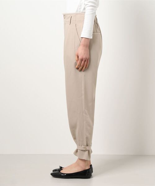 Te chichi（テチチ）の「裾ベルトクロップトパンツ（その他パンツ・レディース・ベージュ/ネイビー/グリーン・MEDIUM/SMALL）」の4枚目の写真