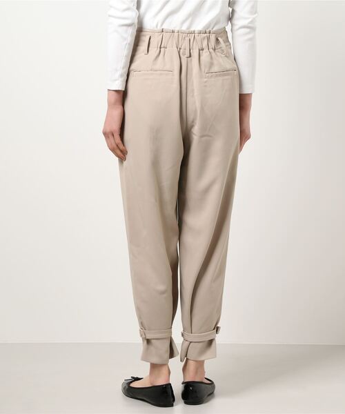 Te chichi（テチチ）の「裾ベルトクロップトパンツ（その他パンツ・レディース・ベージュ/ネイビー/グリーン・MEDIUM/SMALL）」の5枚目の写真