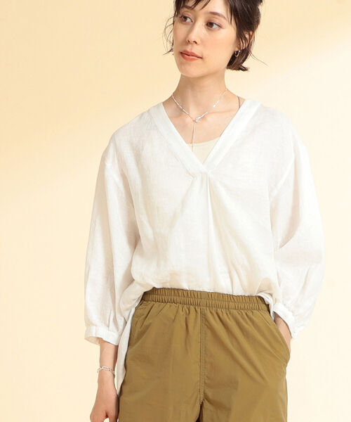 Ray BEAMS（レイビームス）の「Ray BEAMS / リネン コクーン Vネック シャツ（シャツ/ブラウス・レディース・ホワイト/ブラック/ラベンダー・ONE SIZE）」の4枚目の写真