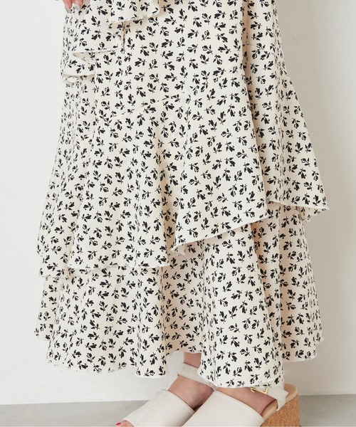 OLIVE des OLIVE（オリーブデオリーブ）の「ゆれカワティアードスカート（スカート・レディース・オフホワイト/ラベンダー/ブラック×パープル・FREE）」の15枚目の写真