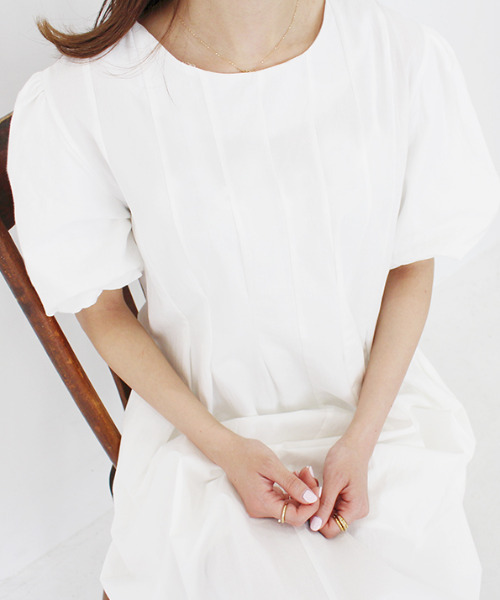 MODE ROBE(モードローブ)の「パフショルダ―ロングワンピース(ワンピース・レディース・ホワイト/ブラック/ブルー・FREE)」の16枚目の写真