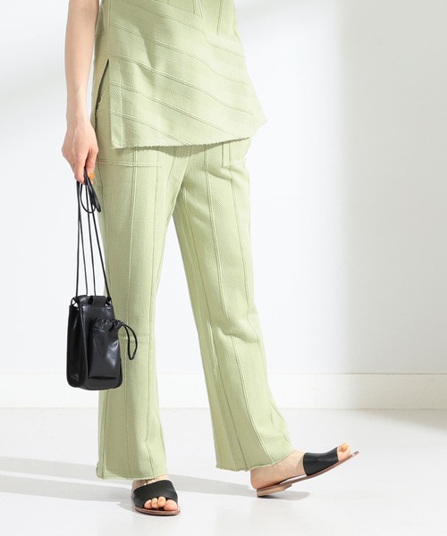 Ray BEAMS（レイビームス）の「Ray BEAMS / ヘリンボーン フレア パンツ（その他パンツ・レディース・ライトグリーン/オフホワイト/ブラック・1/0）」の11枚目の写真