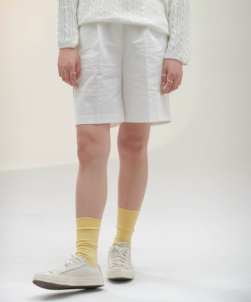 Mayree（メイリー）の「【Korea Select】タックワイドハーフパンツ（チノパンツ・レディース・レンガ/ライトベージュ/ホワイト・FREE）」の13枚目の写真