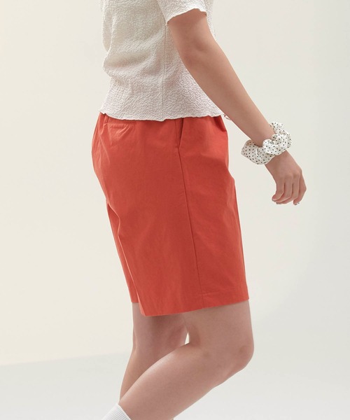 Mayree（メイリー）の「【Korea Select】タックワイドハーフパンツ（チノパンツ・レディース・レンガ/ライトベージュ/ホワイト・FREE）」の6枚目の写真