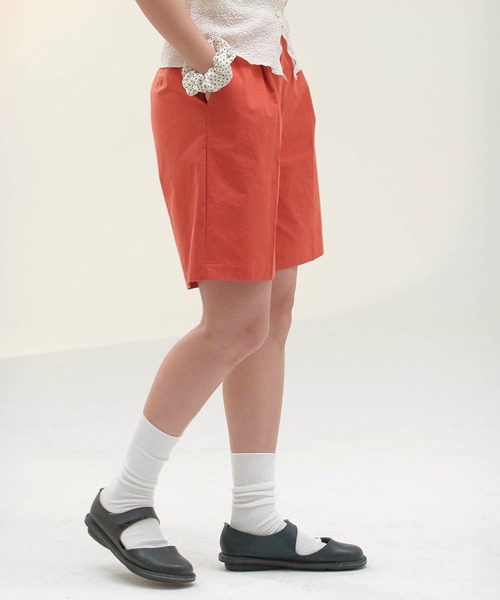 Mayree（メイリー）の「【Korea Select】タックワイドハーフパンツ（チノパンツ・レディース・レンガ/ライトベージュ/ホワイト・FREE）」の8枚目の写真