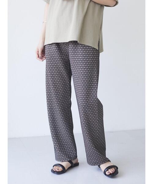 ELENCARE DUE（エレンカーレデュエ）の「・ELENCARE DUE ジャカードイージーパンツ＊（その他パンツ・レディース・ブラック/イエロー/アイボリー/ラベンダー・FREE）」の22枚目の写真