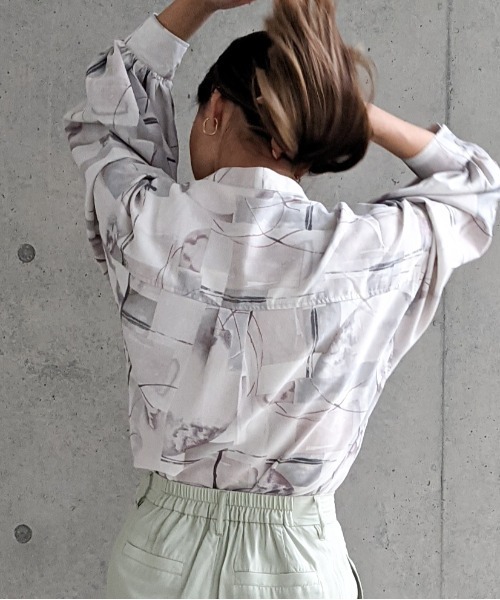 Per sist ence（パーシエンス）の「Per sist ence/パーシエンス　ノーカラーオーバーサイズシャツ（シャツ/ブラウス・レディース・グレー/パープル・FREE）」の8枚目の写真