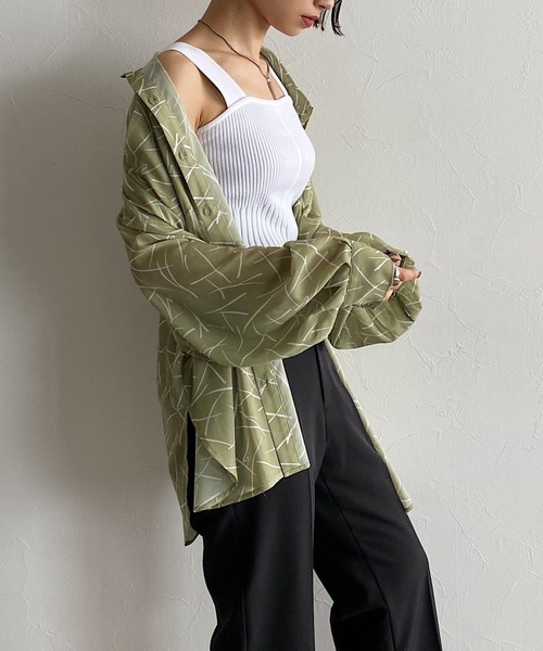 PAGEBOY（ページボーイ）の「アソートシアーBIGシャツ（シャツ/ブラウス・レディース・ブラック/ブラック系その他/イエロー系その他/グレイッシュベージュ・FREE）」の5枚目の写真