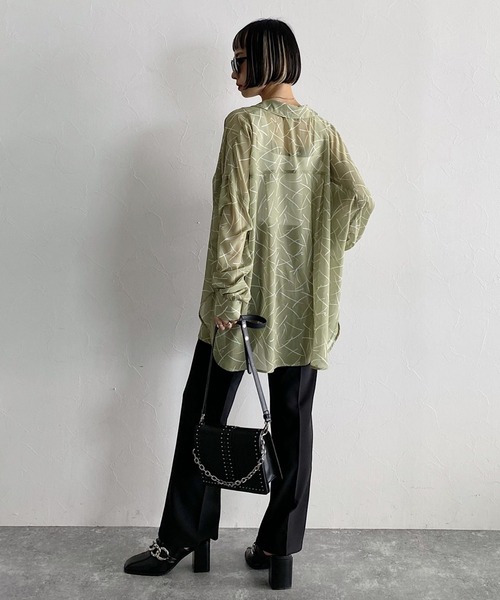 PAGEBOY（ページボーイ）の「アソートシアーBIGシャツ（シャツ/ブラウス・レディース・ブラック/ブラック系その他/イエロー系その他/グレイッシュベージュ・FREE）」の8枚目の写真