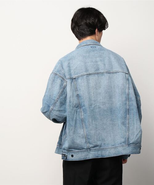 Lee（リー）の「Lee/リー　デニム ”USED加工” ビッグライダースジャケット（ライダースジャケット・メンズ・ライトインディゴブルー・LARGE/MEDIUM）」の4枚目の写真