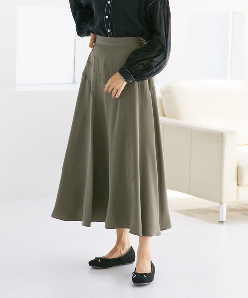 Rewde(ルゥデ)の「【雑誌掲載・TV着用】エスカルゴロングスカート(1R10-08225)(スカート・レディース・ベージュ/カーキ/レンガ・S/M/L)」の3枚目の写真