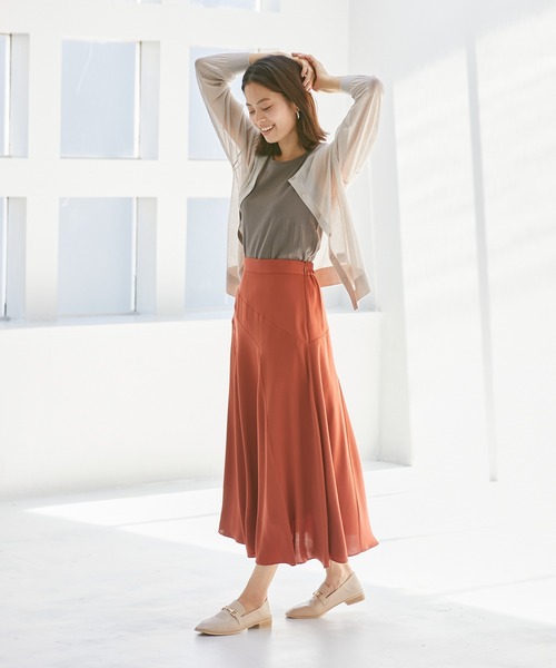Rewde(ルゥデ)の「【雑誌掲載・TV着用】エスカルゴロングスカート(1R10-08225)(スカート・レディース・ベージュ/カーキ/レンガ・S/M/L)」の17枚目の写真
