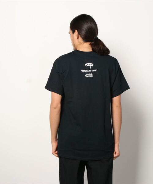 LAND by MILKBOY（ランドバイミルクボーイ）の「TROLLSxLAND BAD HABITS TEE（Tシャツ/カットソー・レディース・A/B・XXL/L）」の4枚目の写真