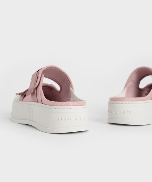 CHARLES & KEITH（チャールズ & キース）の「キャンバス ベルクロスニーカーミュール / Canvas Velcro Sneaker Mules（スリッポン・レディース・ホワイト/ブラック/ピンク・24.5cm/25.5cm/23.5cm/25cm/23cm/22.5cm）」の17枚目の写真