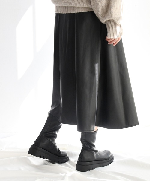 NOFALL(ノーフォール)の「バックファスナーストレッチショートブーツトラックソール(ブーツ・レディース・ブラック・LL/3L/S/M/L)」の8枚目の写真