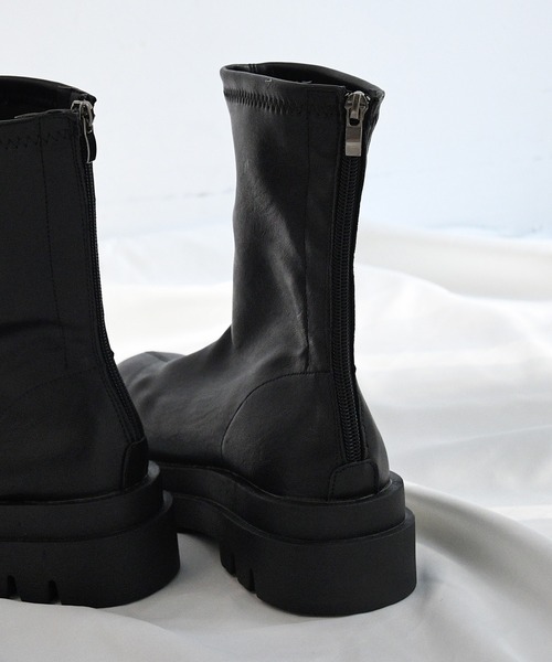 NOFALL(ノーフォール)の「バックファスナーストレッチショートブーツトラックソール(ブーツ・レディース・ブラック・LL/3L/S/M/L)」の13枚目の写真