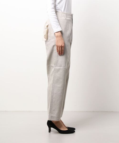 Lugnoncure（ルノンキュール）の「リカバーデニムパンツ（デニムパンツ・レディース・ブルー/ネイビー/ベージュ・MEDIUM/LARGE）」の4枚目の写真